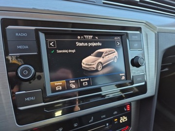 Volkswagen Passat B8 Variant Facelifting 2.0 TDI SCR 150KM 2021 Volkswagen Passat B8 Lift 2.0 TDI / 150 KM DSG Ess, zdjęcie 27