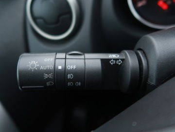 Nissan Qashqai I Crossover Facelifting  1.6 117KM 2012 Nissan Qashqai 1.6, Klima, Tempomat, Parktronic, zdjęcie 16