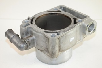 Husqvarna 250 Эти цилиндрические поршневые двигатели