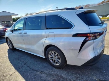 Toyota Sienna III 2024 Toyota Sienna Xle 2024 2.5 Hybryda 245KM, zdjęcie 1