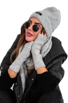 Czapka szalik rękawiczki komplet szary Tmc Moda