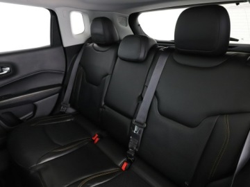 Jeep Compass II SUV 1.4 Multiair 170KM 2018 Jeep Compass FV23% Limited automat 4x4 170KM, zdjęcie 16