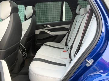 BMW X5 G05 2022 BMW X5M // SALON PL // FULL OPCJA // 1 WŁ // GWARANCJA // BEZWYPADKOWY //, zdjęcie 21