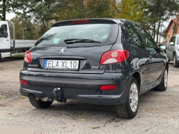 Peugeot 206 Hatchback 5d + 1.4 75KM 2010 Peugeot 206 plus 1.4 benzyna 75KM 2010r, zdjęcie 8