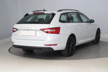 Skoda Superb III Kombi Facelifting 1.5 TSI 150KM 2021 Skoda Superb 1.5 TSI, Salon Polska, VAT 23%, zdjęcie 4