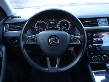 Skoda Octavia III Kombi Facelifting 1.4 TSI 150KM 2018 Skoda Octavia 1.4 TSI, Salon Polska, DSG, Klima, zdjęcie 19