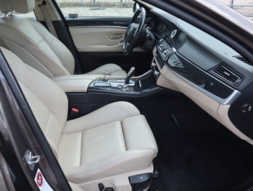 BMW Seria 5 F10-F11 Limuzyna 520d 184KM 2012 BMW 5 520d, 181 KM, Automat, Skóra, Xenon, zdjęcie 8