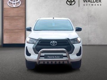 Toyota Hilux VIII Pojedyncza kabina Facelifting 2.4 D-4D 150KM 2023 Toyota Hilux 2.4 D-4D Double Cab DLX 4x4 2.4 D4D D, zdjęcie 7