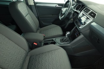 Volkswagen Tiguan II SUV Facelifting 1.5 TSI 150KM 2022 VW Tiguan 1.5 TSI, Salon Polska, Serwis ASO, DSG, zdjęcie 6