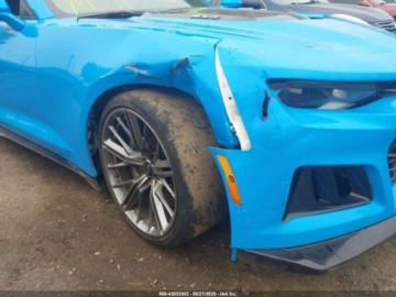Chevrolet Camaro VI 2022 Chevrolet Camaro RWD ZL1, 2022r., 6.2L 6.2 Benzyna 650KM, zdjęcie 10