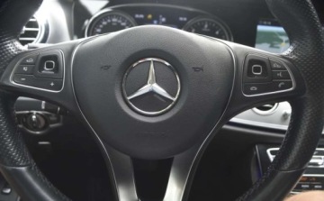 Mercedes Klasa E W213 Kombi 2.0 220d 194KM 2018 Mercedes-Benz Klasa E Mercedes-Benz Klasa E 220 d 4Matic 9G-TRONIC Exclusi, zdjęcie 21