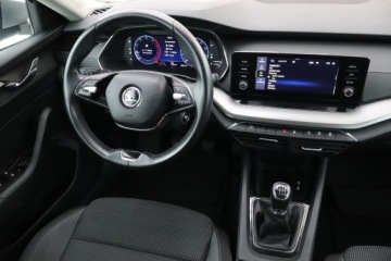 Skoda Octavia IV Kombi 2.0 TDI 115KM 2022 Skoda Octavia 2.0 TDI, 1. Właściciel, Serwis ASO, zdjęcie 6