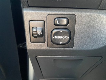 Toyota Yaris III Hatchback 5d 1.4 D-4D DPF 90KM 2011 Toyota Yaris II 1.4 D4D 90 KM NAVI KAMERA, zdjęcie 20