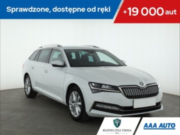 Skoda Superb III Kombi Plug-In Hybrid 1.4 TSI Plug-In-Hybrid 218KM 2020 Skoda Superb iV 1.4 TSI PHEV, Salon Polska