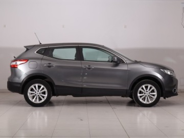 Nissan Qashqai II Crossover 1.2 DIG-T 115KM 2016 Nissan Qashqai 1.2 DIG-T, Salon Polska, Navi, zdjęcie 5