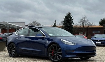 Tesla Model 3 Performance Auto Pilot Aktywny...