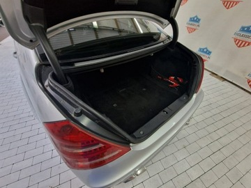 Mercedes Klasa S W221 Limuzyna 3.0 V6 (320 CDI) 235KM 2005 Mercedes S 320 V6 W221 AMG Pakiet VIDEO, zdjęcie 33