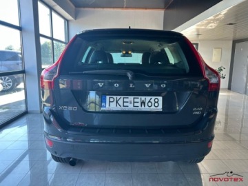 Volvo XC60 I SUV 2.4 D3 163KM 2009 Volvo XC 60 2.4AWDMomentumtylko 201Tkmskoranowy rozrzadoponyserwisASO Volvo, zdjęcie 5