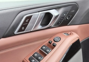 BMW X5 G05 M SUV Facelifting 4.4 M60i 530KM 2024 BMW X5 M I wlasciciel M Sport Harman Gwarancja Bezwypadkowy FVAT23, zdjęcie 27