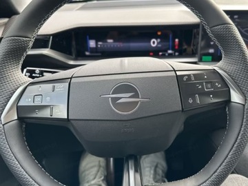Opel 2025 Od ręki - GS 1.2 Turbo 145KM / Hak, Pakiety: Komfort Plus, Tech Plus, zdjęcie 7