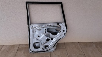 MITSUBISHI SPACE STAR I DVEŘE PRAVÝ ZADNÍ