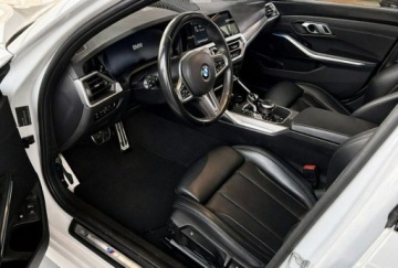 BMW Seria 3 G20-G21 Touring 2.0 330e 292KM 2021 BMW Seria 3 M Pakiet Plug-In 4x4 Hak Skora PDC Led FV23 2.0, zdjęcie 3