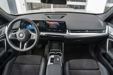 BMW X1 U11 Crossover 1.5 18i 136KM 2025 BMW X1 sDrive18i DEMO - Koła zimowe w cenie!, zdjęcie 12