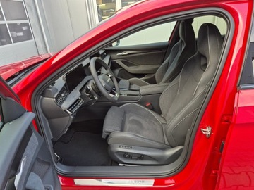 Skoda Superb IV Liftback 2.0 TSI 204KM 2025 Skoda Superb Sportline 2.0 TSI 204KM Auto z placu, zdjęcie 15