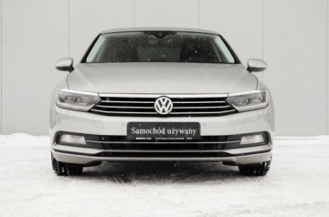 Volkswagen Passat B8 Limousine 2.0 TDI BlueMotion SCR 190KM 2017 Volkswagen Passat Highline 2.0 TDI 190 KM DSG Salon Polska Autotrade, zdjęcie 2