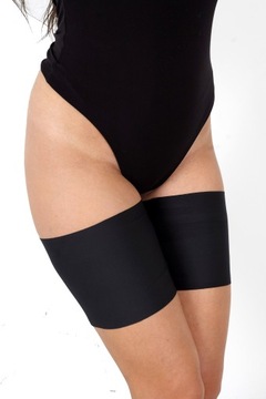 Уверь бедра против декоративных атласных ссадинов 7/8