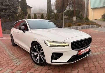 Volvo V60 II  Kombi 2.0 D4 190KM 2019 Volvo V60 R DESIGN 2.0D4 AWD 190ps AutoMat8Biegow HiBeamLED SerwisASO VAT23, zdjęcie 7