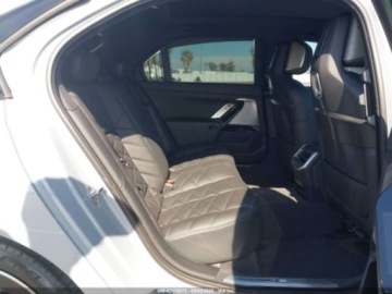 BMW Seria 7 G70 2023 BMW Seria 7 740 I 2023 3.0l 3.0 Benzyna 375KM, zdjęcie 12