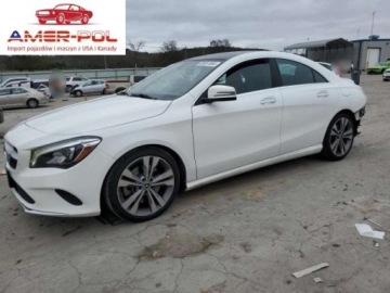 Mercedes CLA C117 2018 Mercedes-Benz CLA Cla 250 4matic 2.0 Benzyna 208KM