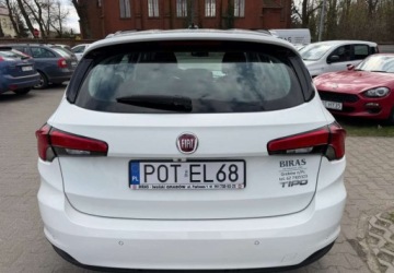 Fiat Tipo II Station Wagon 1.6 MultiJet 120KM 2017 Fiat Tipo Fiat Tipo 1.6 MultiJet DCT Lounge 1.6 Diesel 120KM, zdjęcie 5
