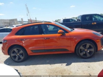 Porsche Macan 2023 Porsche Macan T, 2023r., 4x4, 2.0L 2.0 Benzyna 261KM, zdjęcie 2