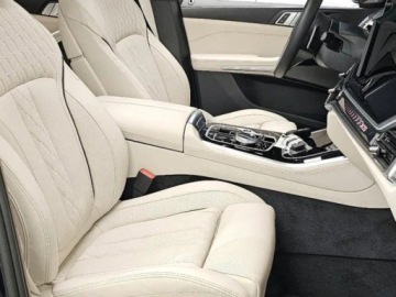 BMW X5 G05 SUV Facelifting 3.0 40d 352KM 2025 BMW X5 xDrive40d Sport Suv 3.0 (352KM) 2025, zdjęcie 6