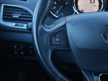 Renault Megane III Grandtour Facelifting 2013 1.5 Energy dCi 95KM 2016 Renault Megane 1.5 dCi, Salon Polska, Klima, zdjęcie 19