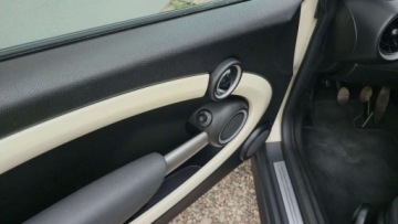 Mini One II Hatchback 1.4 95KM 2008 MINI ONE 1,4 benzyna 95 KM klima zarejestrowany 1.4 Benzyna 95KM, zdjęcie 7