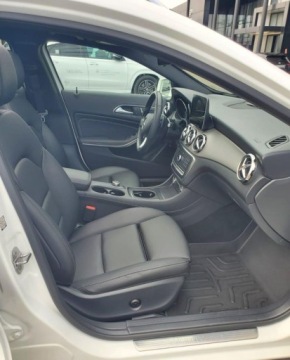 Mercedes GLA I Off-Roader Facelifting 2.0 250 211KM 2019 Mercedes-Benz GLA mercedes gla 250 amg 4matic ,niski pot przebieg 20 tys km, zdjęcie 15