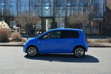 Volkswagen up! Hatchback 5d 1.0 MPI 60KM 2015 Volkswagen Up! 1.0 MPI 60KM 2015r. Klima 73km, zdjęcie 2