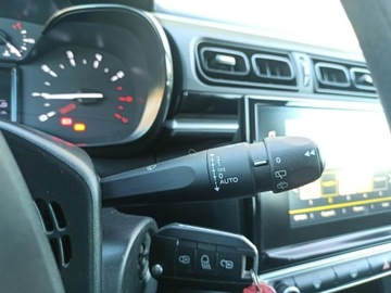 Citroen C3 III Hatchback 1.2 PureTech 82KM 2018 Citroen C3 bogata opcja, zdjęcie 24