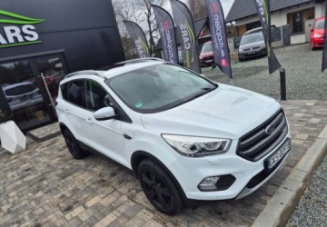 Ford Kuga II SUV Facelifting 1.5 EcoBoost 150KM 2017 Ford Kuga 1,5 150 KM Tytanium Navi PDC Kamera Pano Stan Niemiec 1.5, zdjęcie 24