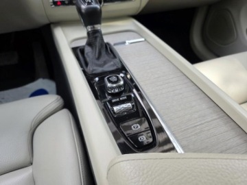 Volvo XC60 II Crossover T5 254KM 2018 VOLVO XC60 II Inscription, T5 2.0l benzyna Turbo 254KM*Przebieg: 98,476km, zdjęcie 18