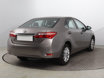 Toyota Corolla X Sedan Facelifting 1.6 Valvematic 132KM 2014 Toyota Corolla 1.6 Valvematic, Salon Polska, zdjęcie 4