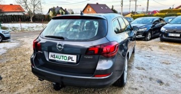 Opel Astra J Sports Tourer 1.4 Turbo ECOTEC 140KM 2011 Opel Astra BENZYNA AUTOMAT bogata wersja COSMO nawigacja okazja 1.4, zdjęcie 15
