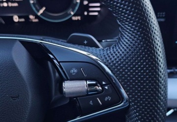 Skoda Octavia IV Liftback 1.5 TSI EVO 150KM 2023 Skoda Octavia Czarna Perla - Sportowe fotele - Top LED Matrix - ACC 210 km, zdjęcie 22