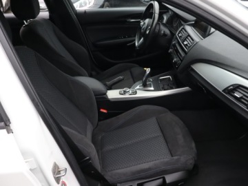 BMW Seria 1 F20-F21 2015 BMW 1 118i, Salon Polska, Automat, Navi, Klima, zdjęcie 8