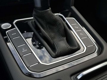 Volkswagen Passat B8 GTE Variant Facelifting 1.4 TSI Plug-In-Hybrid 218KM 2022 Volkswagen Passat LED Matrix kamera nawigacja Head-up Digital cockpit, zdjęcie 22