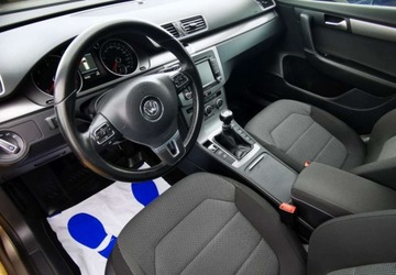Volkswagen Passat B7 Variant 2.0 TDI CR DPF BlueMotion 140KM 2012 Volkswagen Passat 2.0 TDI Comfortline 2.0 Diesel 140KM, zdjęcie 10