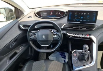 Peugeot 3008 II Crossover Facelifting  1.2 PureTech 130KM 2022 Peugeot 3008 1.2 PureTech Allure Pack SS 1.2 Benzyna 130KM, zdjęcie 7